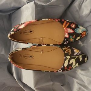 Women's Flats